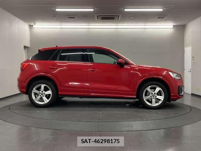 Audi Q2 2019-11 8625862-5