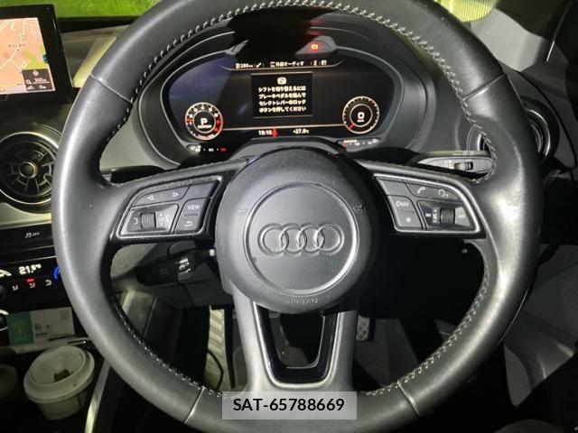 Audi Q2 2017-11 8658072-19