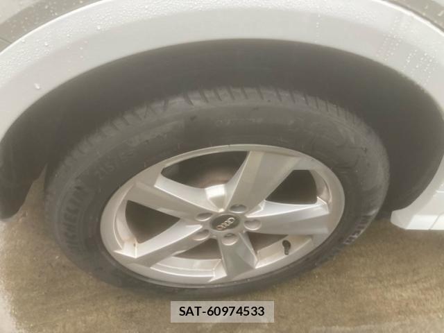 Audi Q2 2018-10 8658069-11