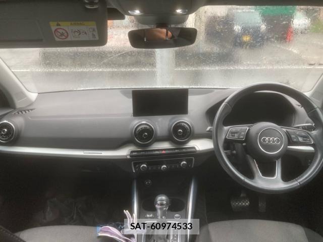 Audi Q2 2018-10 8658069-15