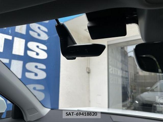 Audi Q2 2021-08 8658068-9