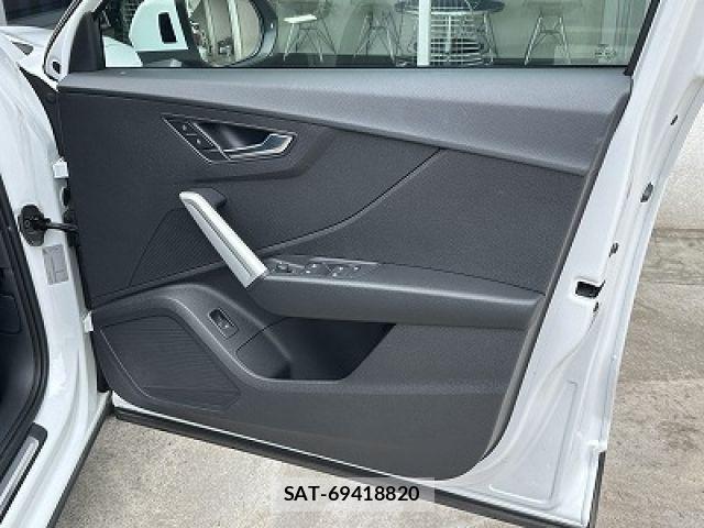 Audi Q2 2021-08 8658068-18