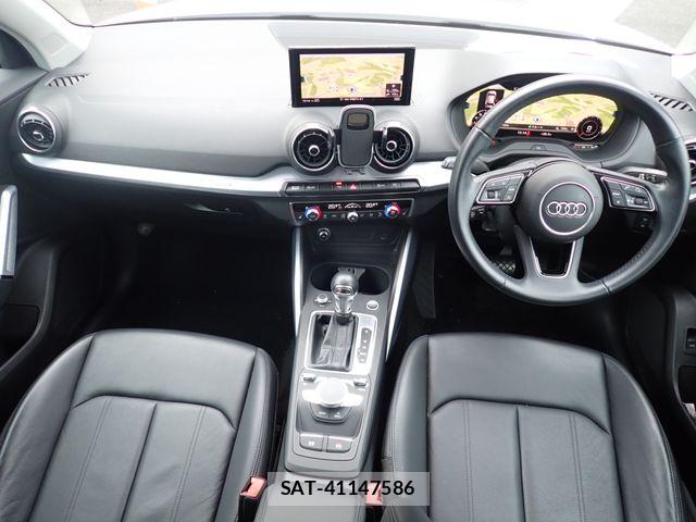Audi Q2 2018-03 8740619-18