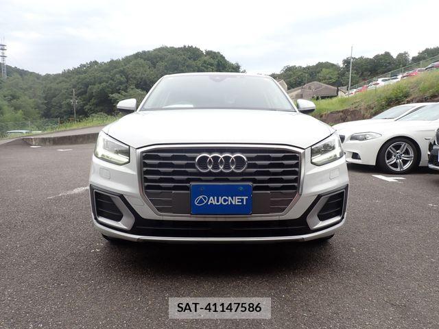 Audi Q2 2018-03 8740619-4