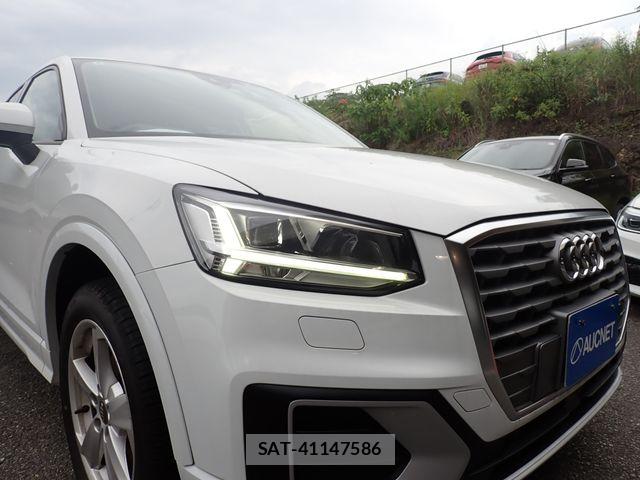 Audi Q2 2018-03 8740619-8
