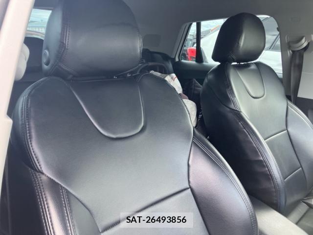 Audi Q2 2018-06 8779554-10
