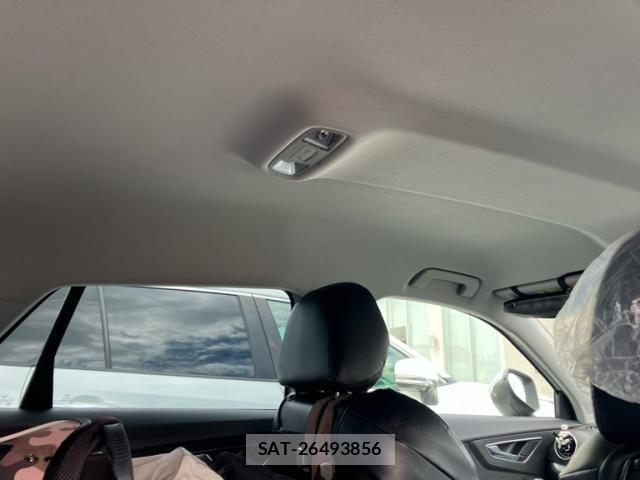Audi Q2 2018-06 8779554-16