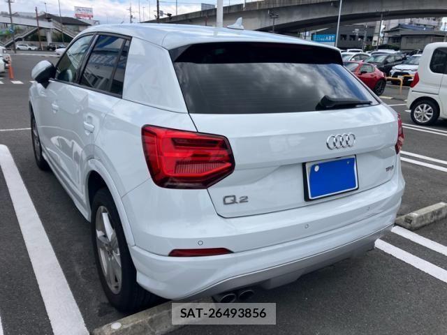 Audi Q2 2018-06 8779554-1