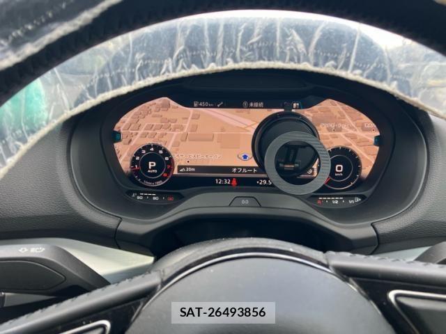 Audi Q2 2018-06 8779554-19