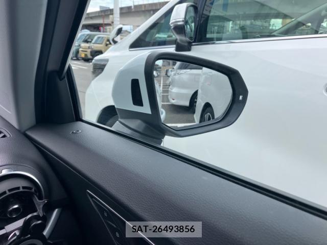 Audi Q2 2018-06 8779554-27