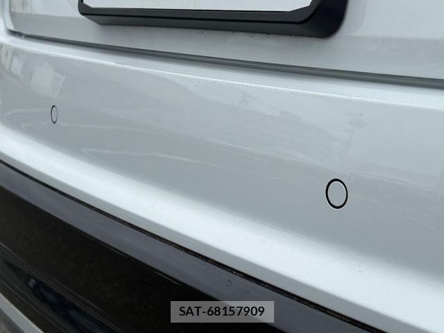 Audi Q2 2023-10 8827910-17