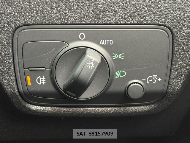 Audi Q2 2023-10 8827910-28