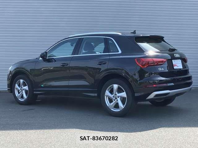 Audi Q3 2024-12 1135748-9