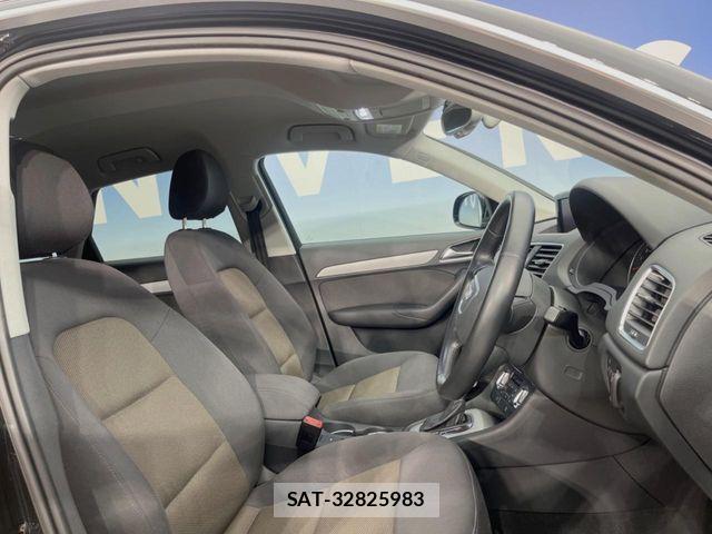 Audi Q3 2015-05 1184338-9