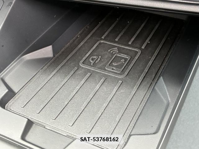 Audi Q3 2025-05 4638081-7
