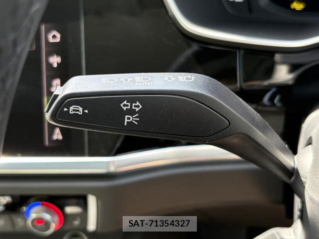 Audi Q3 2024-12 6610617-9