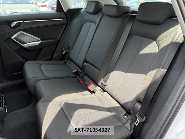 Audi Q3 2024-12 6610617-14
