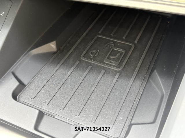 Audi Q3 2024-12 6610617-6