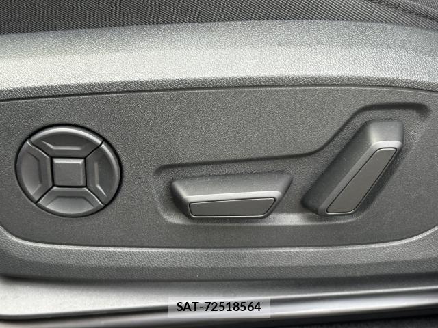 Audi Q3 2024-12 6610618-24