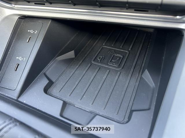 Audi Q3 2024-12 6641268-6