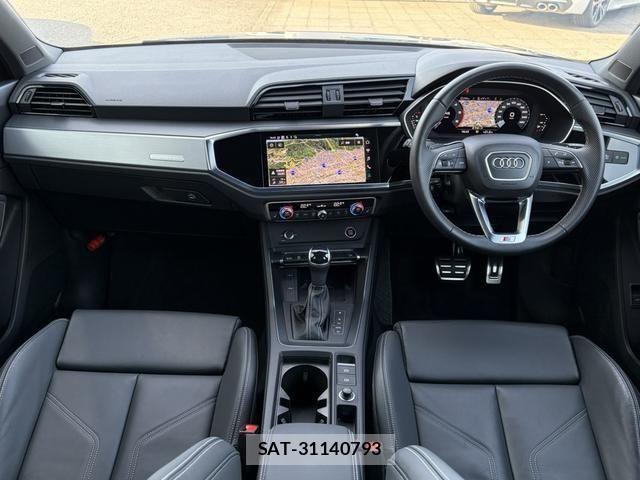 Audi Q3 2024-08 6675030-10