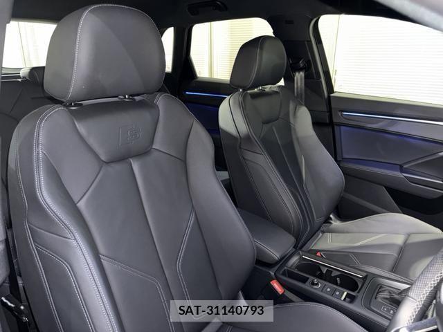 Audi Q3 2024-08 6675030-3