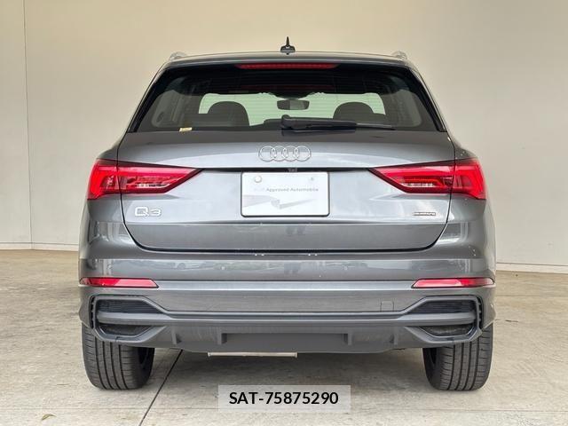 Audi Q3 2024-08 6750900-13