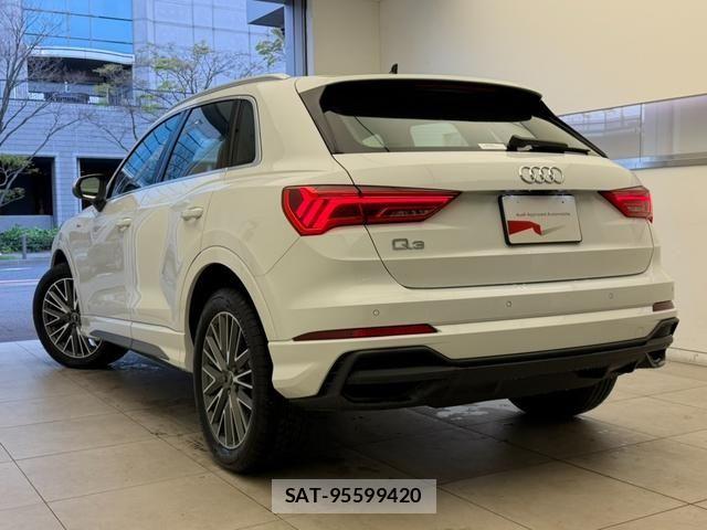 Audi Q3 2024-08 6813805-2