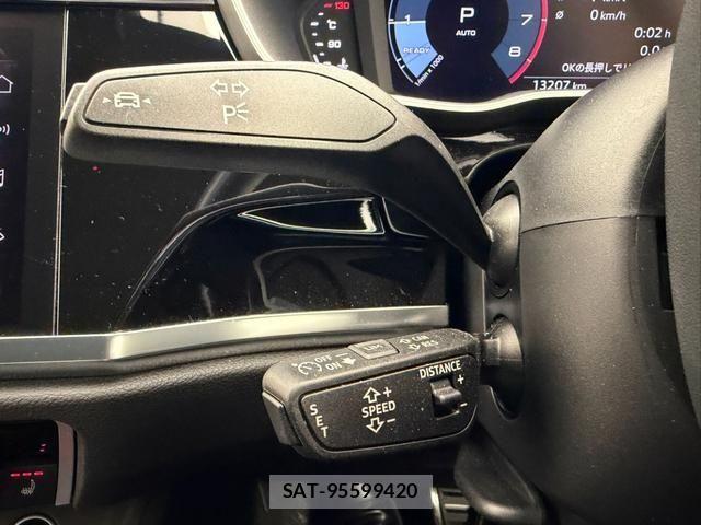 Audi Q3 2024-08 6813805-7