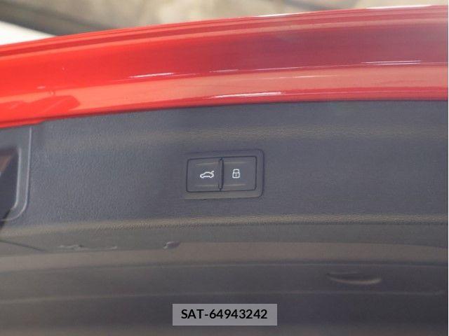 Audi Q3 2021-07 6813812-10