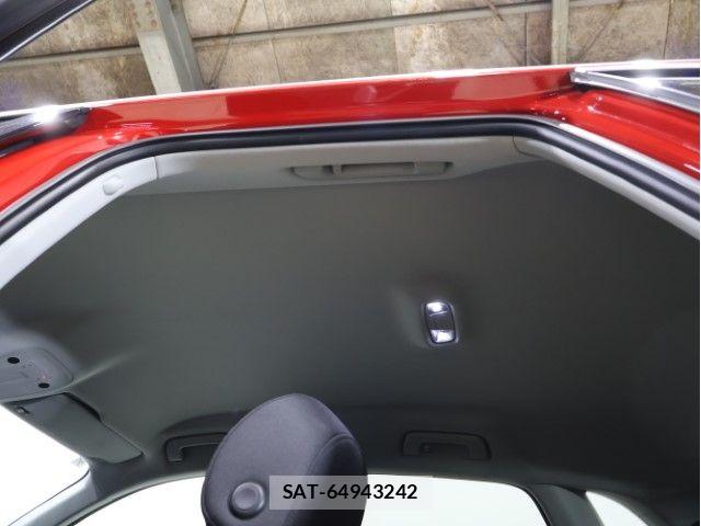 Audi Q3 2021-07 6813812-16