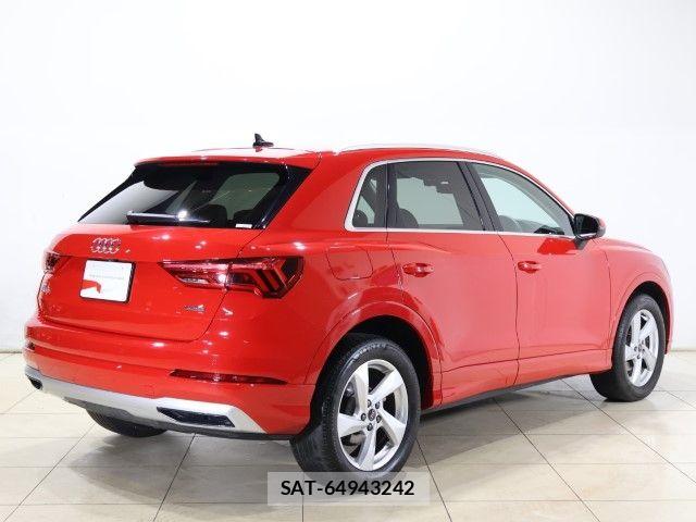 Audi Q3 2021-07 6813812-3