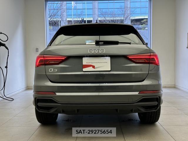 Audi Q3 2024-08 6813804-15
