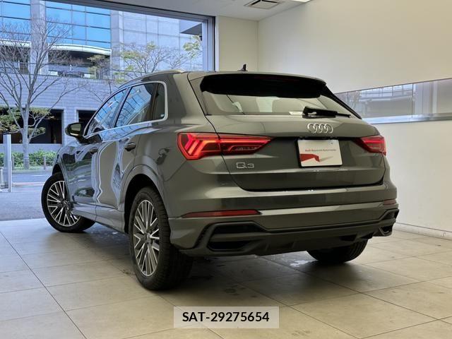 Audi Q3 2024-08 6813804-2