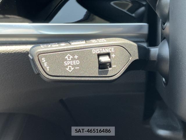 Audi Q3 2024-12 6902281-9