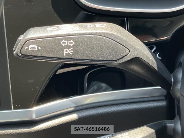 Audi Q3 2024-12 6902281-10