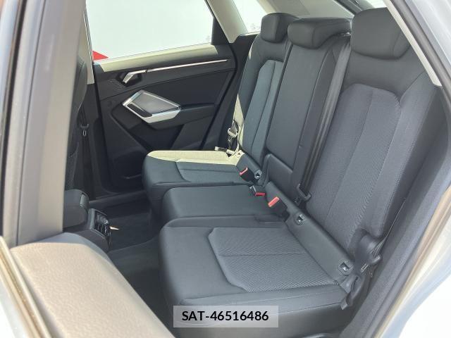 Audi Q3 2024-12 6902281-15