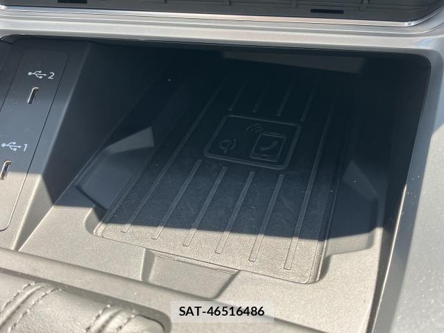Audi Q3 2024-12 6902281-6