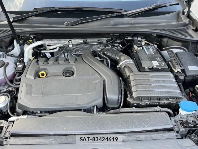 Audi Q3 2021-06 6902286-14