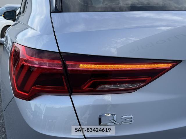 Audi Q3 2021-06 6902286-20