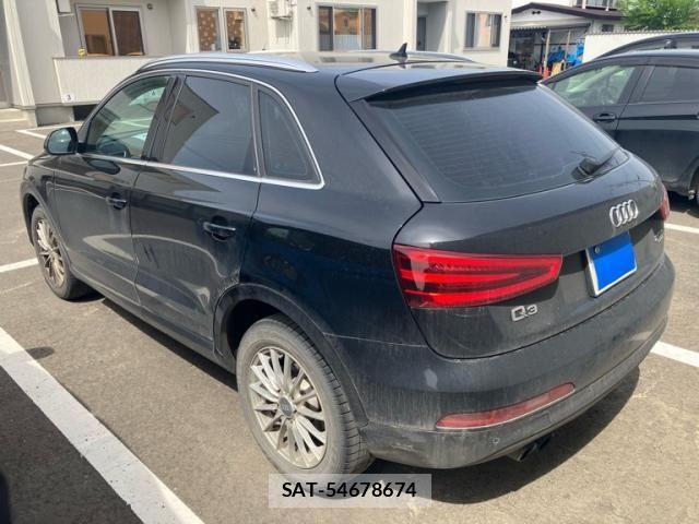 Audi Q3 2014-07 7057515-7