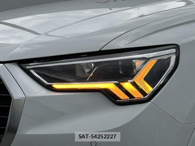 Audi Q3 2024-12 7325749-11