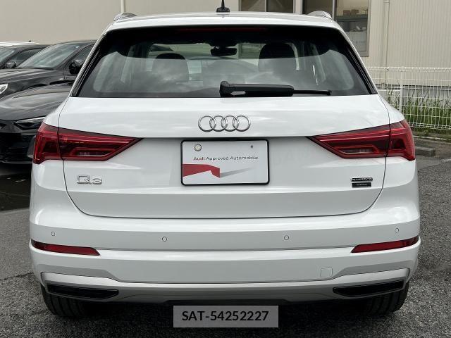 Audi Q3 2024-12 7325749-18