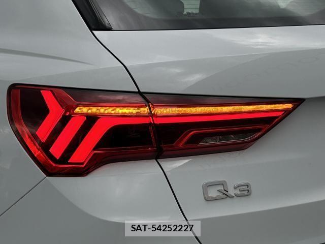 Audi Q3 2024-12 7325749-23
