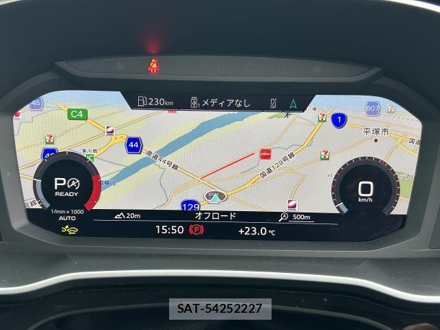 Audi Q3 2024-12 7325749-2