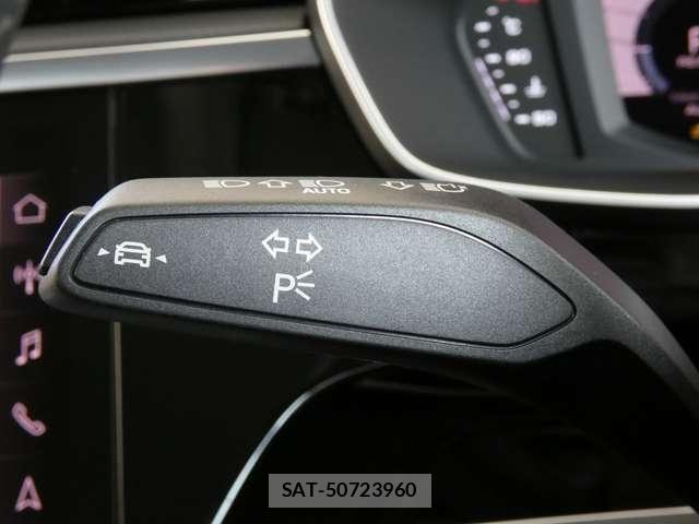 Audi Q3 2025-04 7325751-13