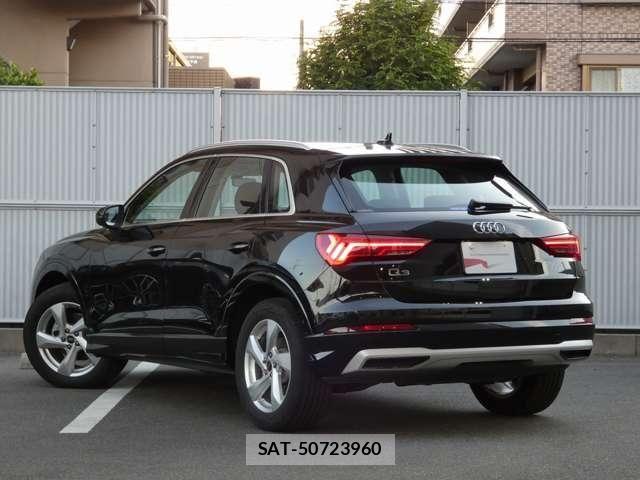 Audi Q3 2025-04 7325751-6