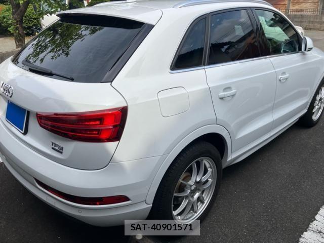 Audi Q3 2015-09 7325763-2
