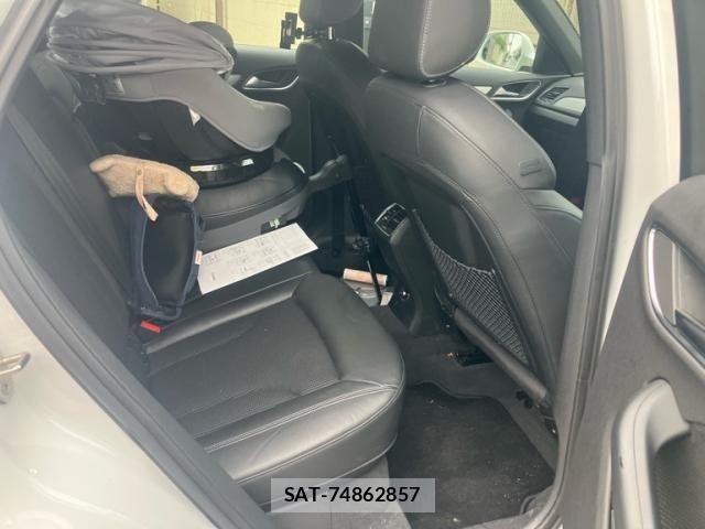 Audi Q3 2013-08 7356893-13