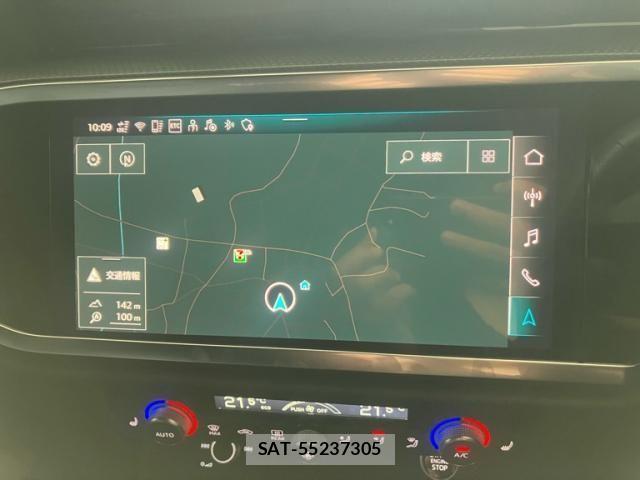 Audi Q3 2025-04 7391400-16